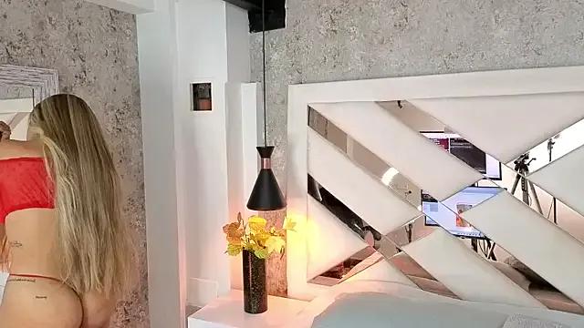 Saara_evans_ on StripChat
