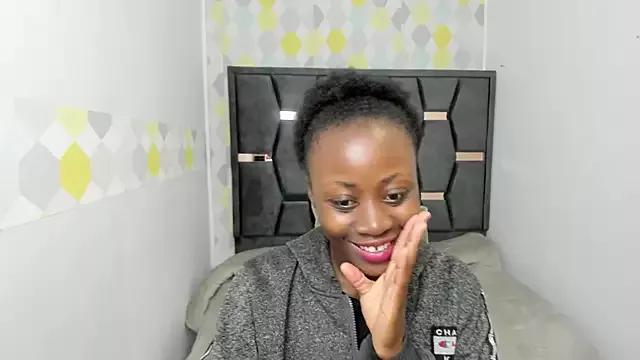 Sara_Naugty on StripChat 
