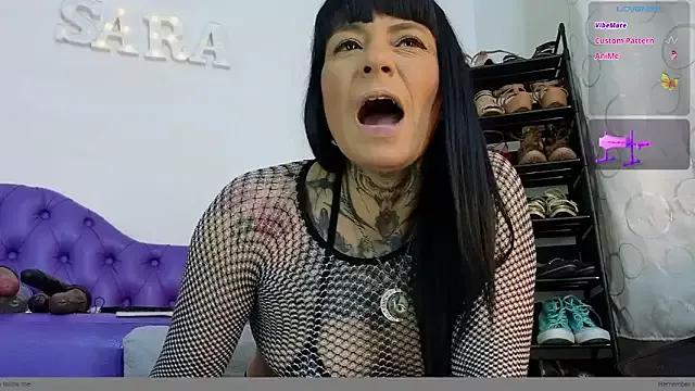 SaraMartins00 on StripChat 