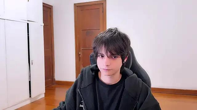 SasukeUhchiaa —  CumShow!!
