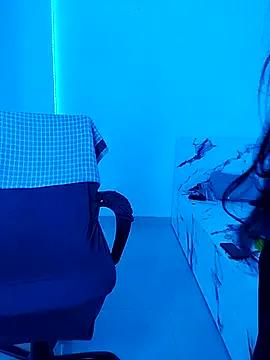 Selina_6 — Oily pussy play