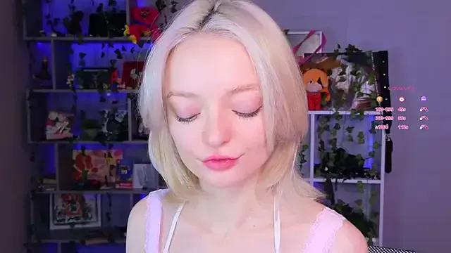 StripChat ShizukaBlanche is Freechat ShizukaBlanche — lick fingers