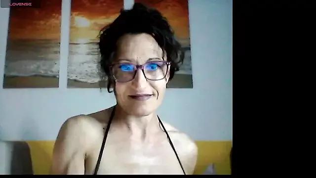 Freechat Silvia_Fick on StripChat