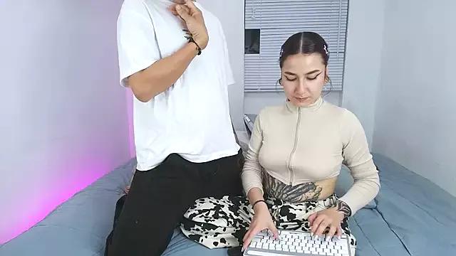 Freechat Sky_Intimate on StripChat