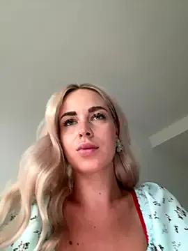 streetdoll — finger pussy + control 5 min