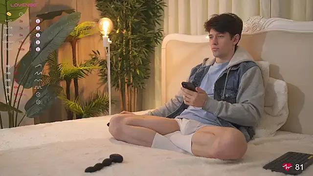 Freechat tommyjoyer on StripChat