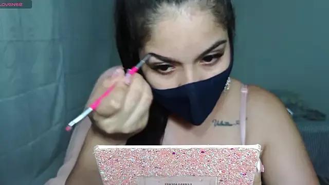 Freechat umarany on StripChat