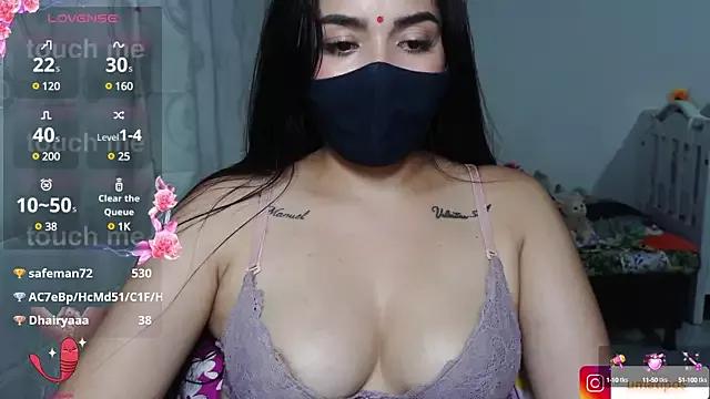 Freechat umarany on StripChat