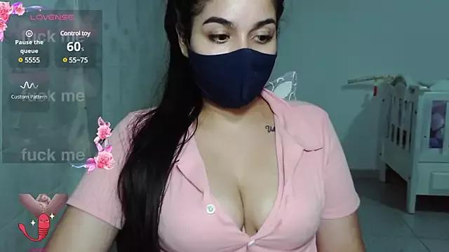 Freechat umarany on StripChat