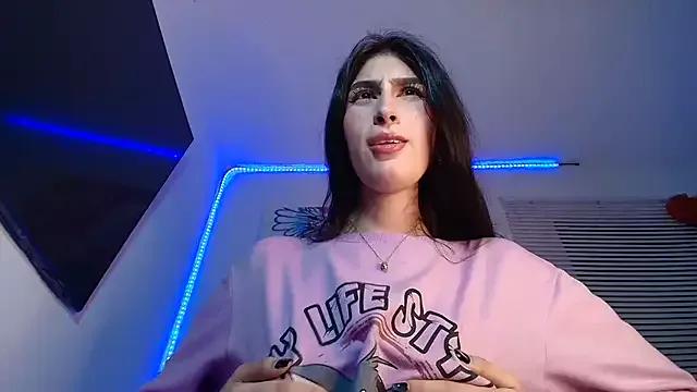 valeria_gonzales_ — love me