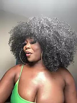 Freechat WomanNextdoor1 on StripChat