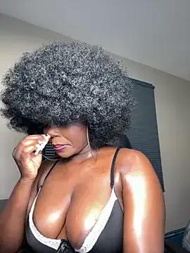 Freechat WomanNextdoor1 on StripChat