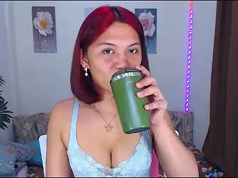 xXCathyJennerXx on StripChat 