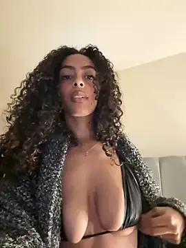 Freechat yasmingarcia on StripChat